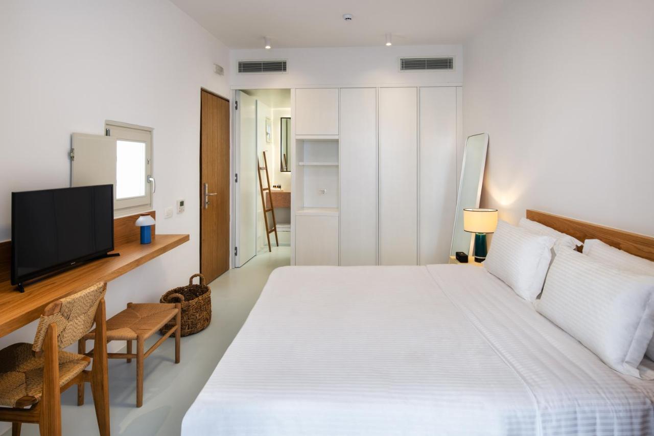 Viva Nove Suites Kamari  Exterior photo