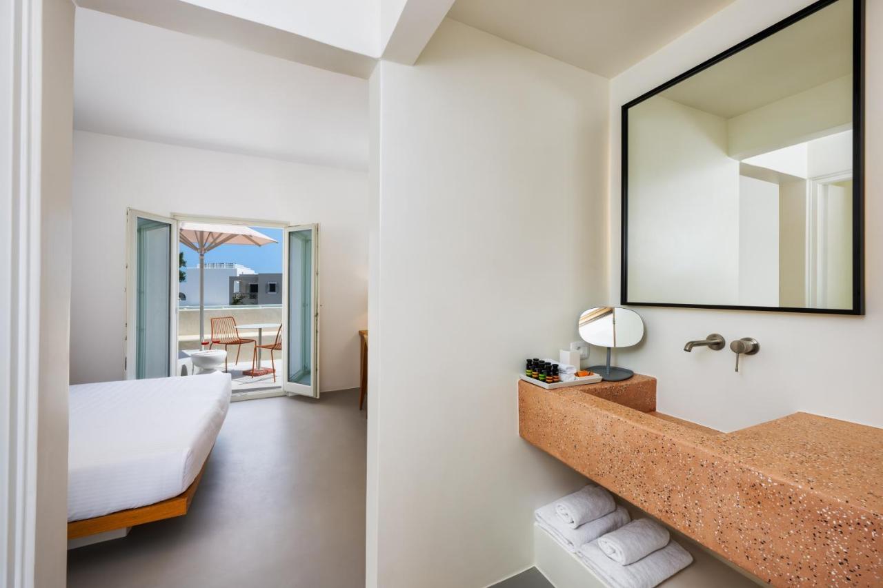 Viva Nove Suites Kamari  Exterior photo